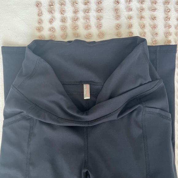 Free People Leggings and Urban Outfitters Bra - Picture 6 of 7